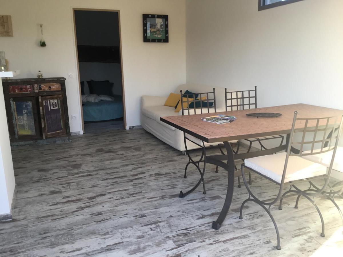 ( Mine De Rien ) Hébergement de vacances