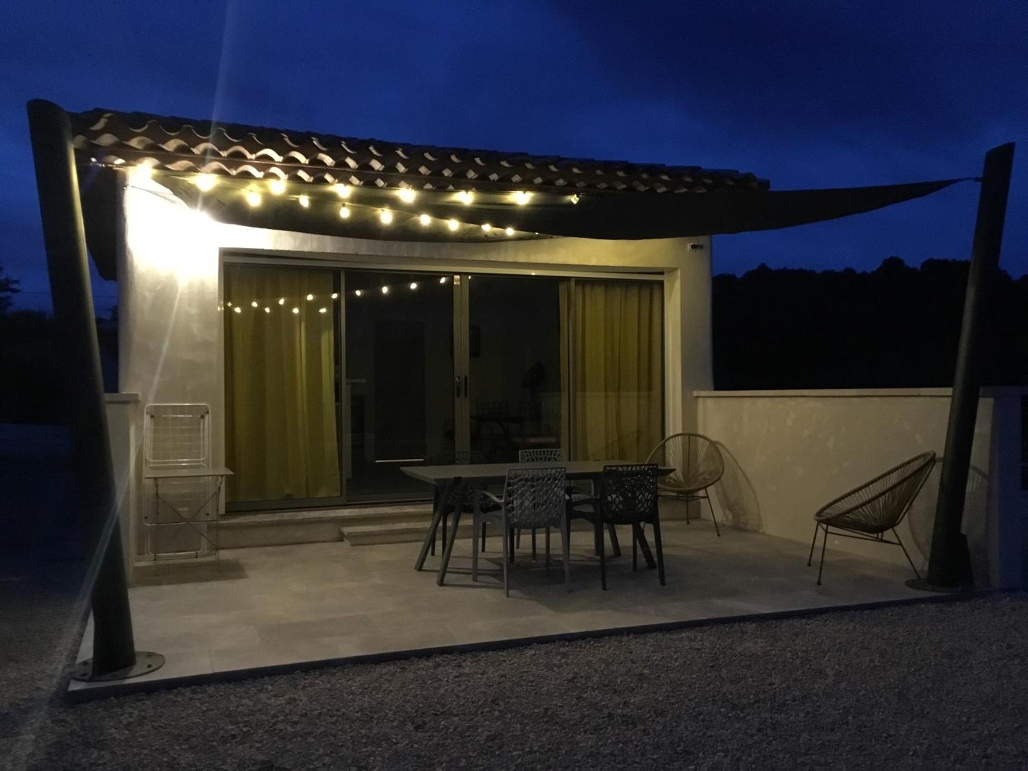 ( Mine De Rien ) Hébergement de vacances